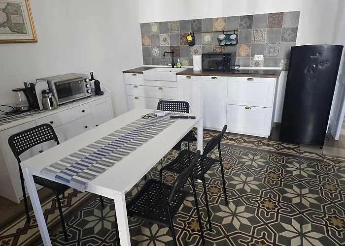 Afina House Appartamento *