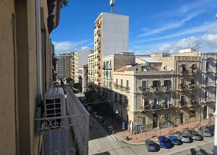 Afina House * Taranto
